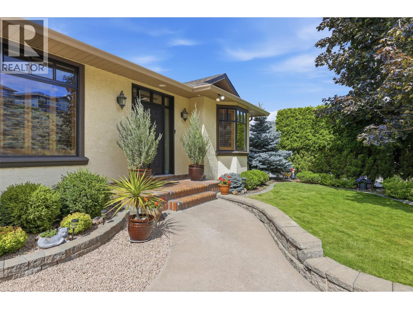 992 Quail Court