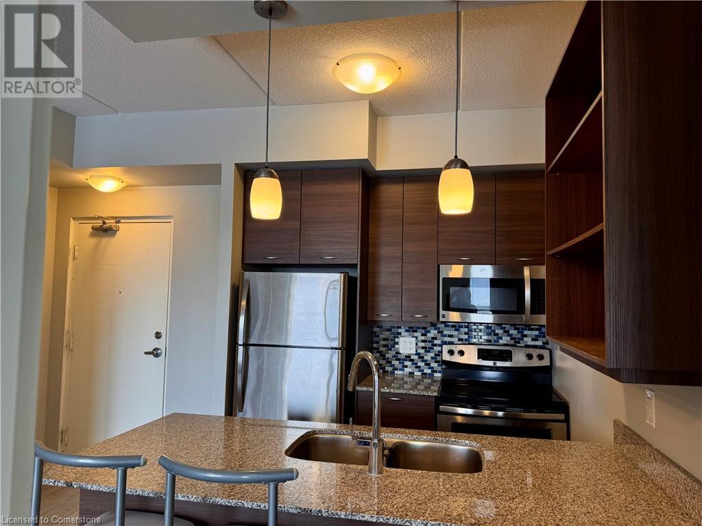 318 SPRUCE Street Unit# 1808