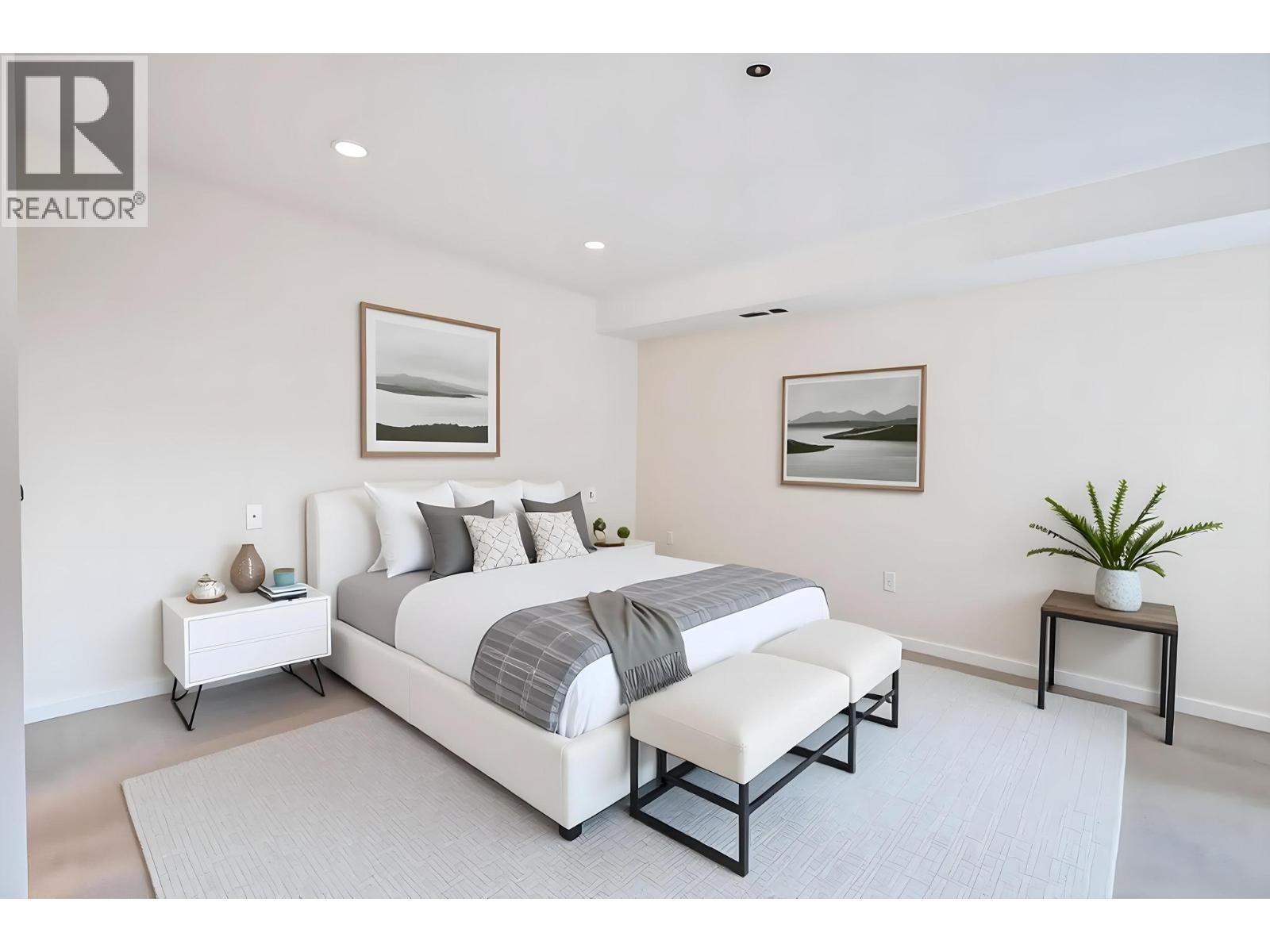 1045 Sutherland Avenue Unit# 112