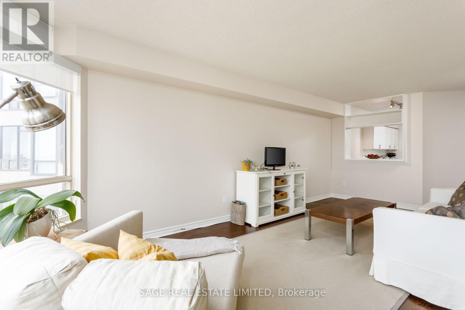 1705 - 1300 ISLINGTON AVENUE