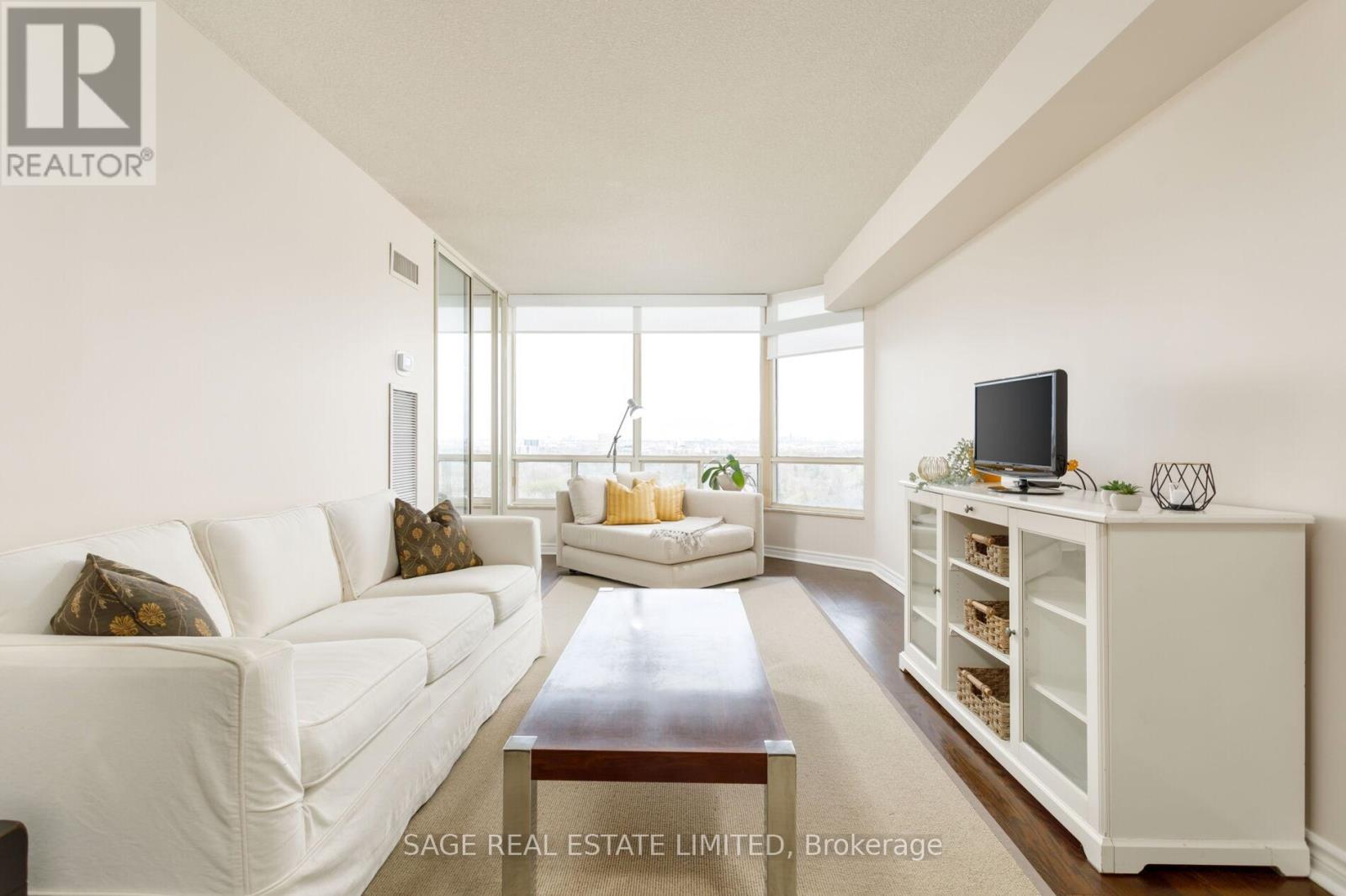 1705 - 1300 ISLINGTON AVENUE