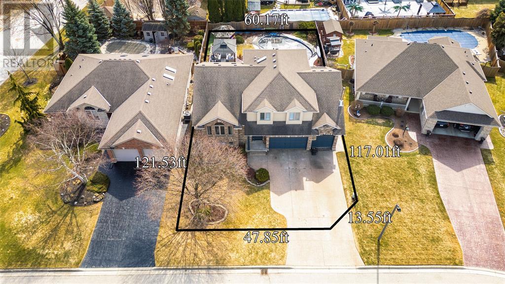 182 PADDOCK GREEN CIRCLE