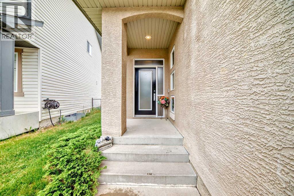 206 Tuscany Ravine Close NW