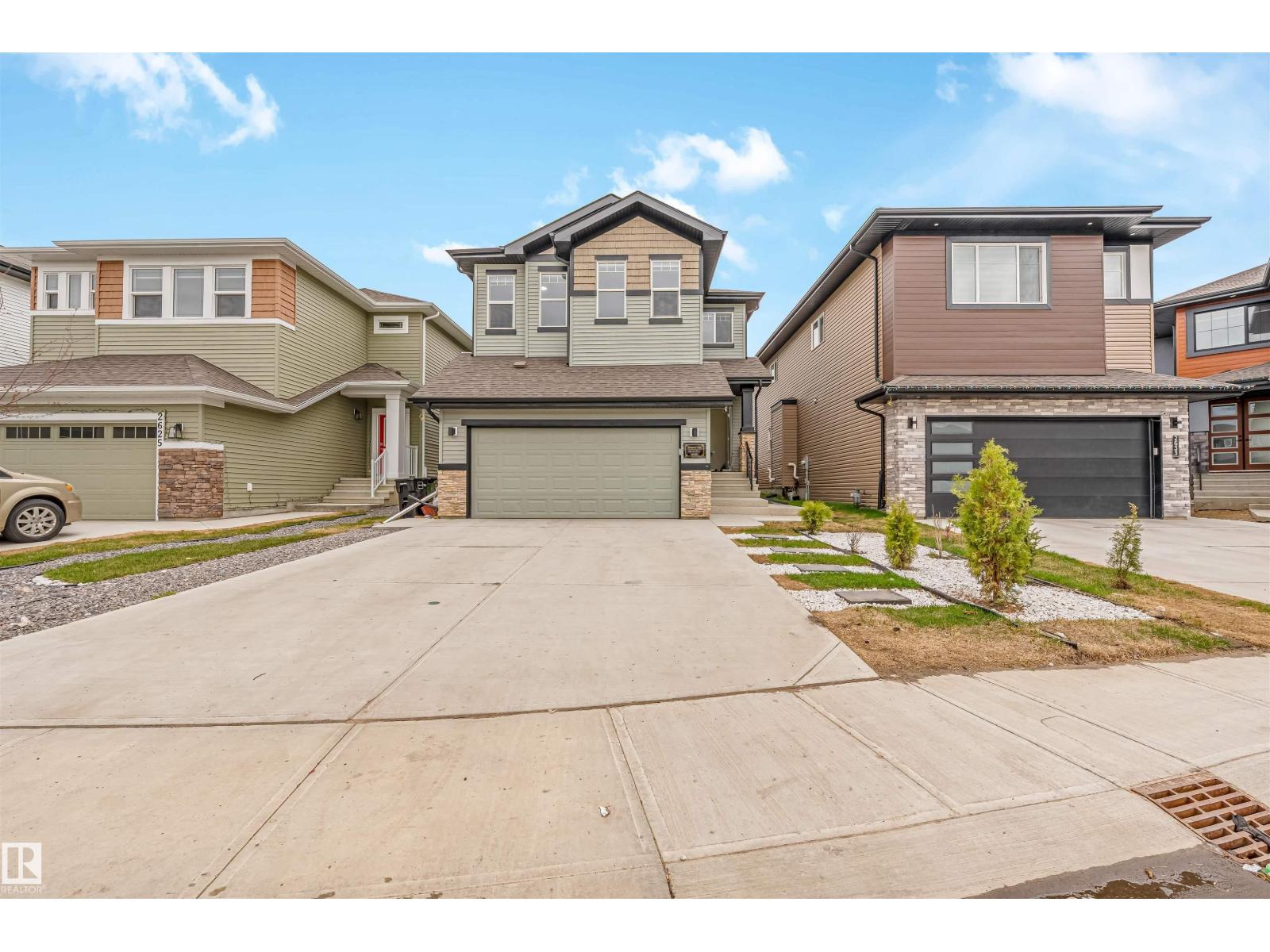 2629 15A AV NW