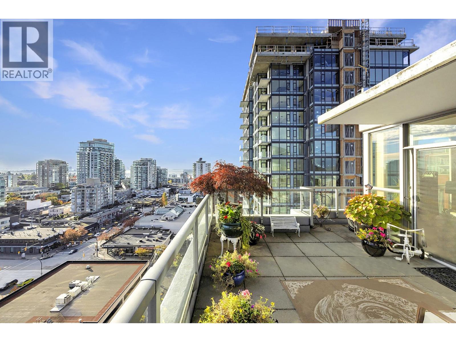 1702 121 W 16TH STREET