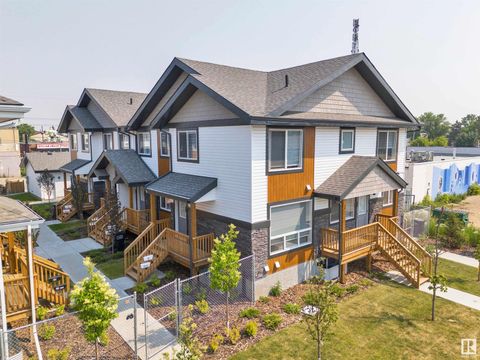 15812 100A AV NW Edmonton AB T5P0L8