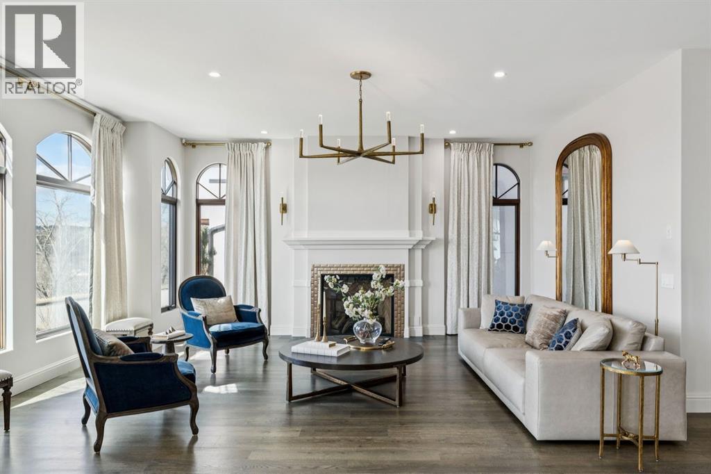 2908 Toronto Crescent NW