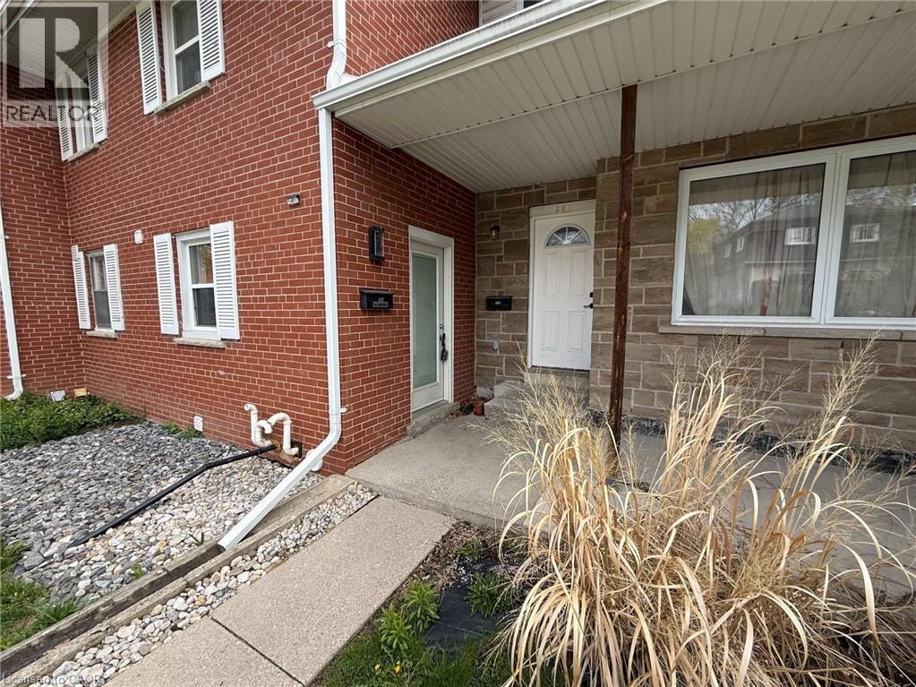 284 WESTCOURT Place
