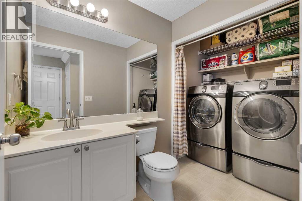 153 Harvest Grove Close NE