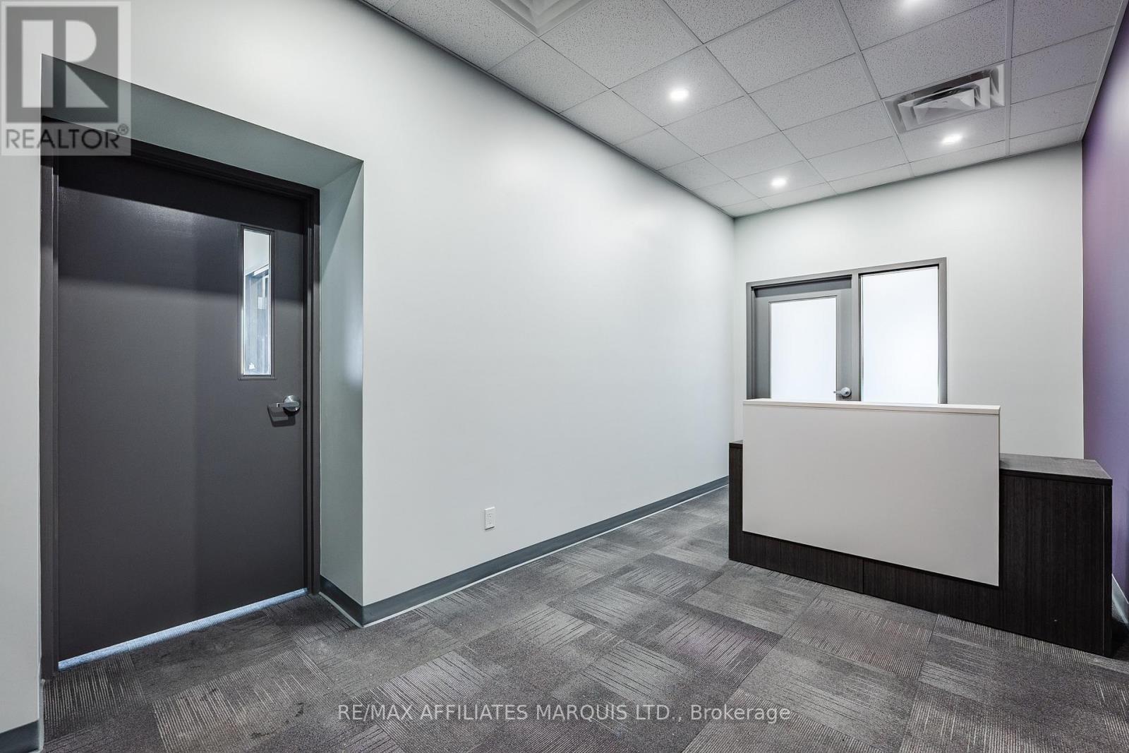 G101 - 902 SECOND STREET W