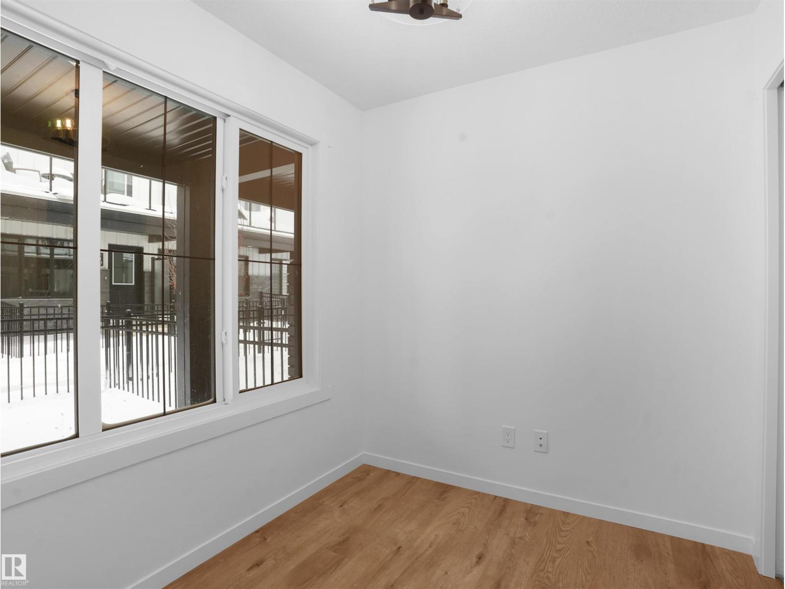 #11 29 AIRPORT RD NW