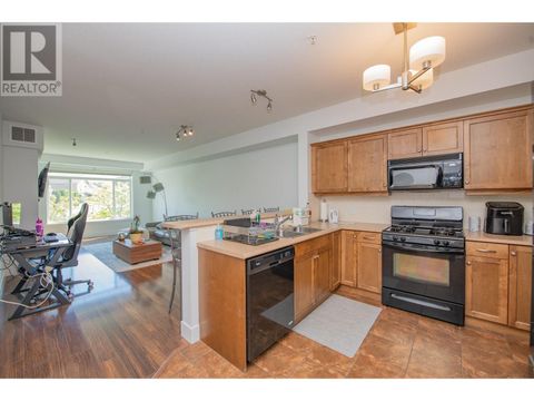 2532 Shoreline Drive Unit# 305 Lake Country BC V4V2R6