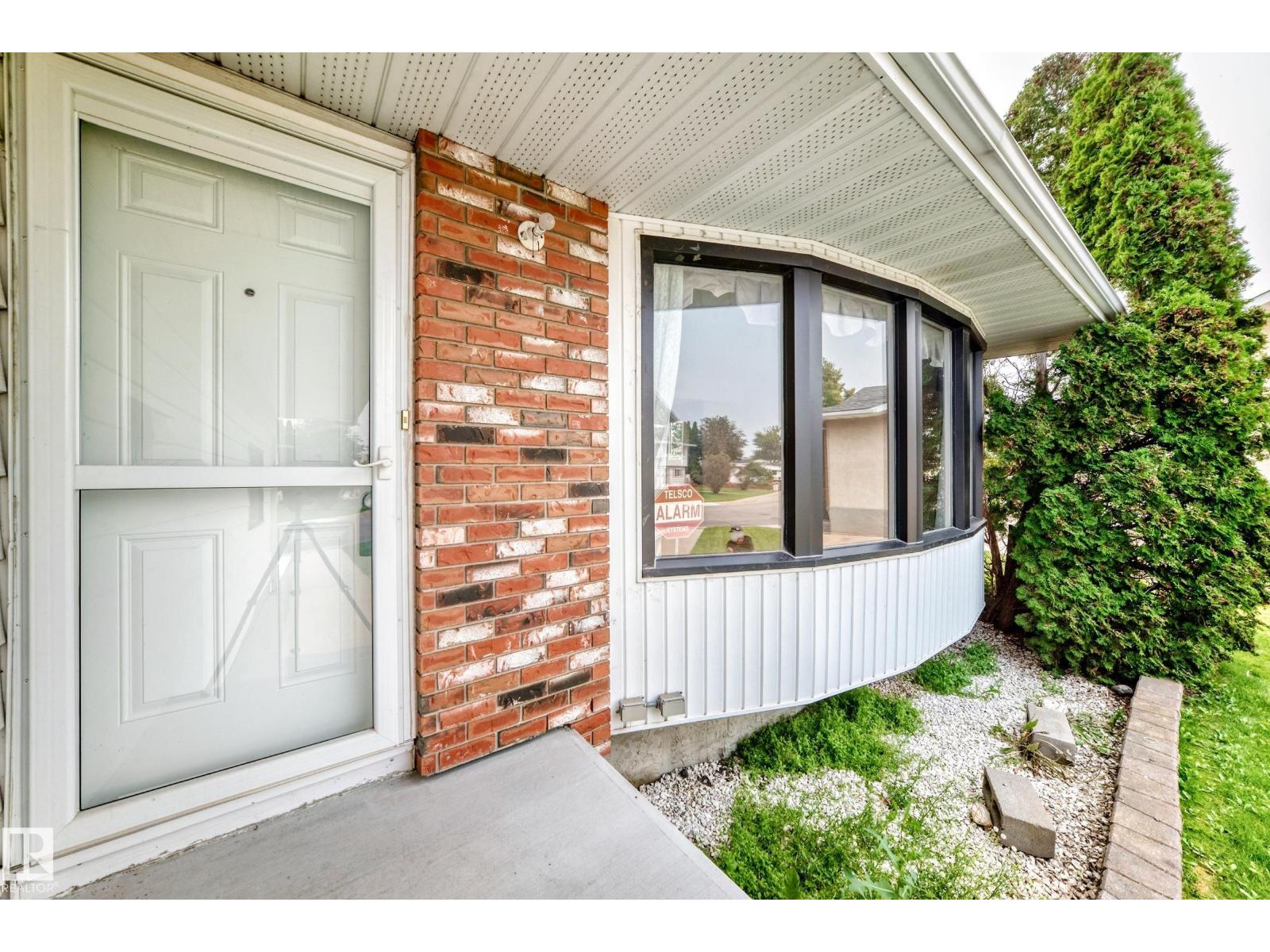 17951 80 AV NW