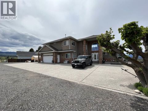 3380 Neid Road Kelowna BC V1W4H5