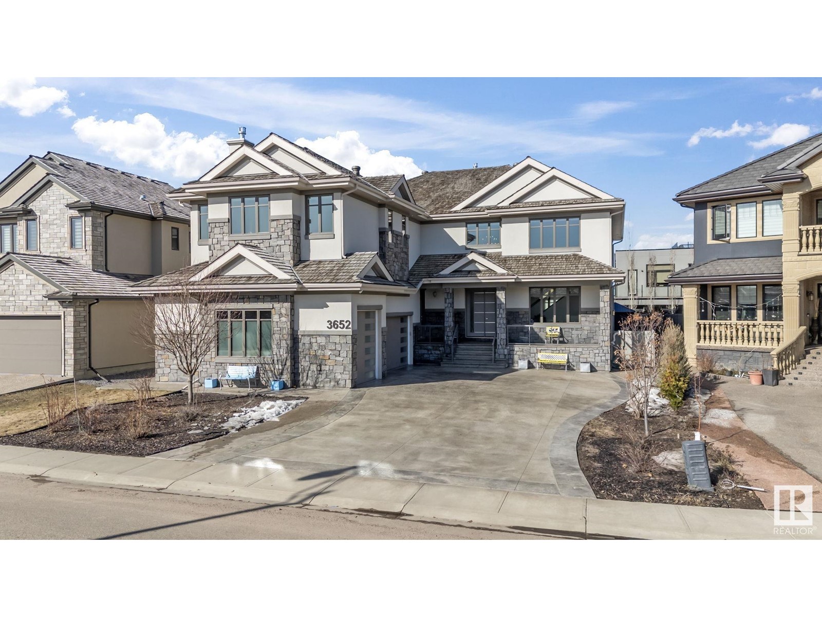 3652 WESTCLIFF WY SW