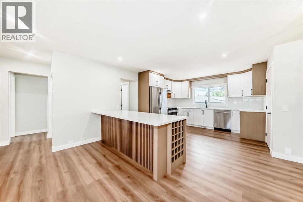 5128 Maryvale Drive NE