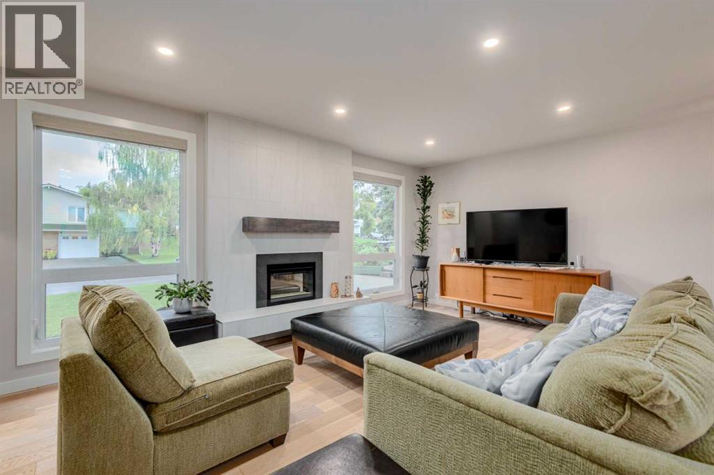 248 Canniff Place SW