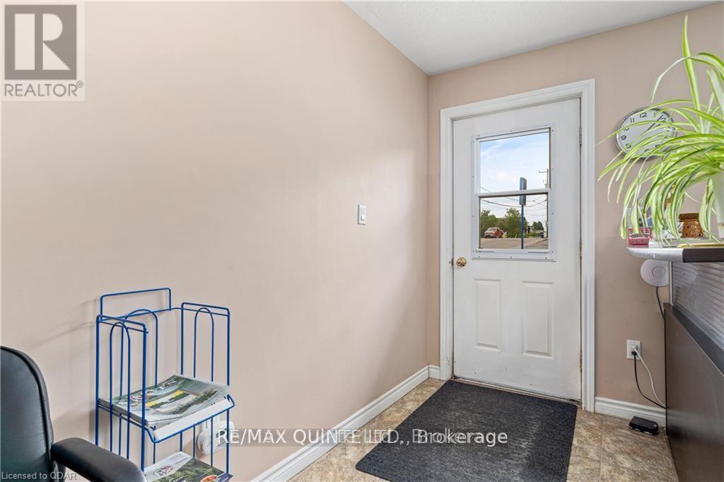81 ST LAWRENCE STREET W