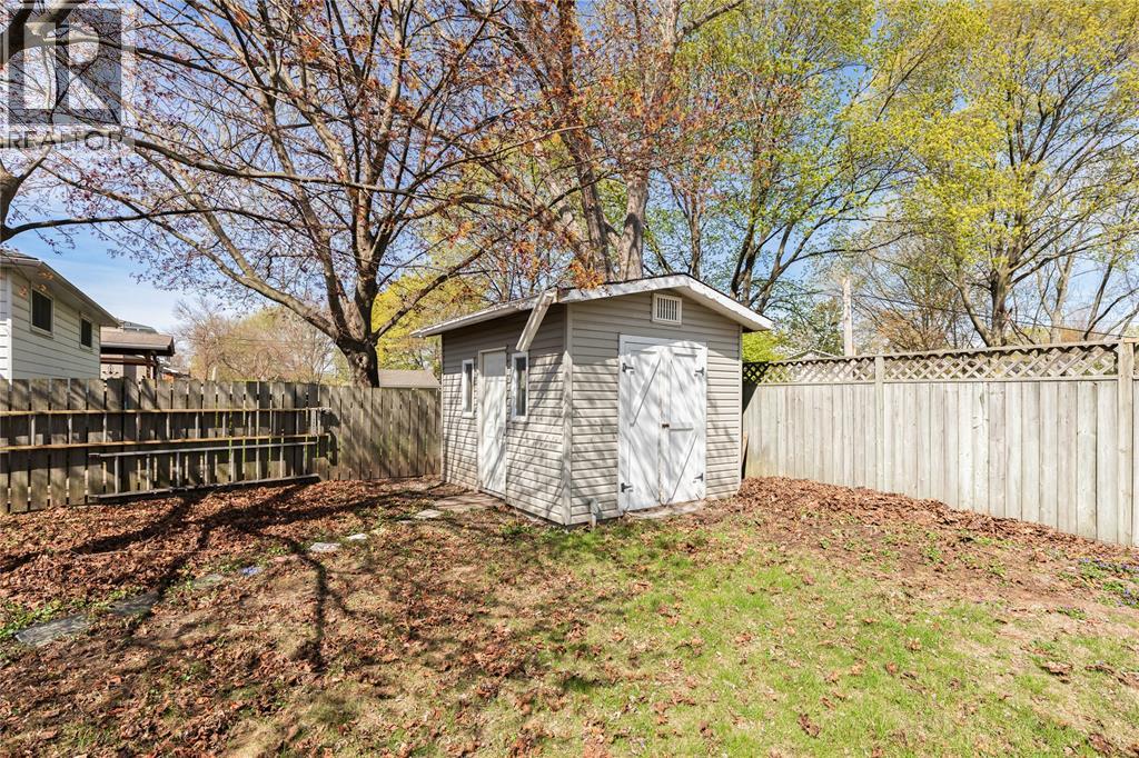 1126 Cathcart BOULEVARD