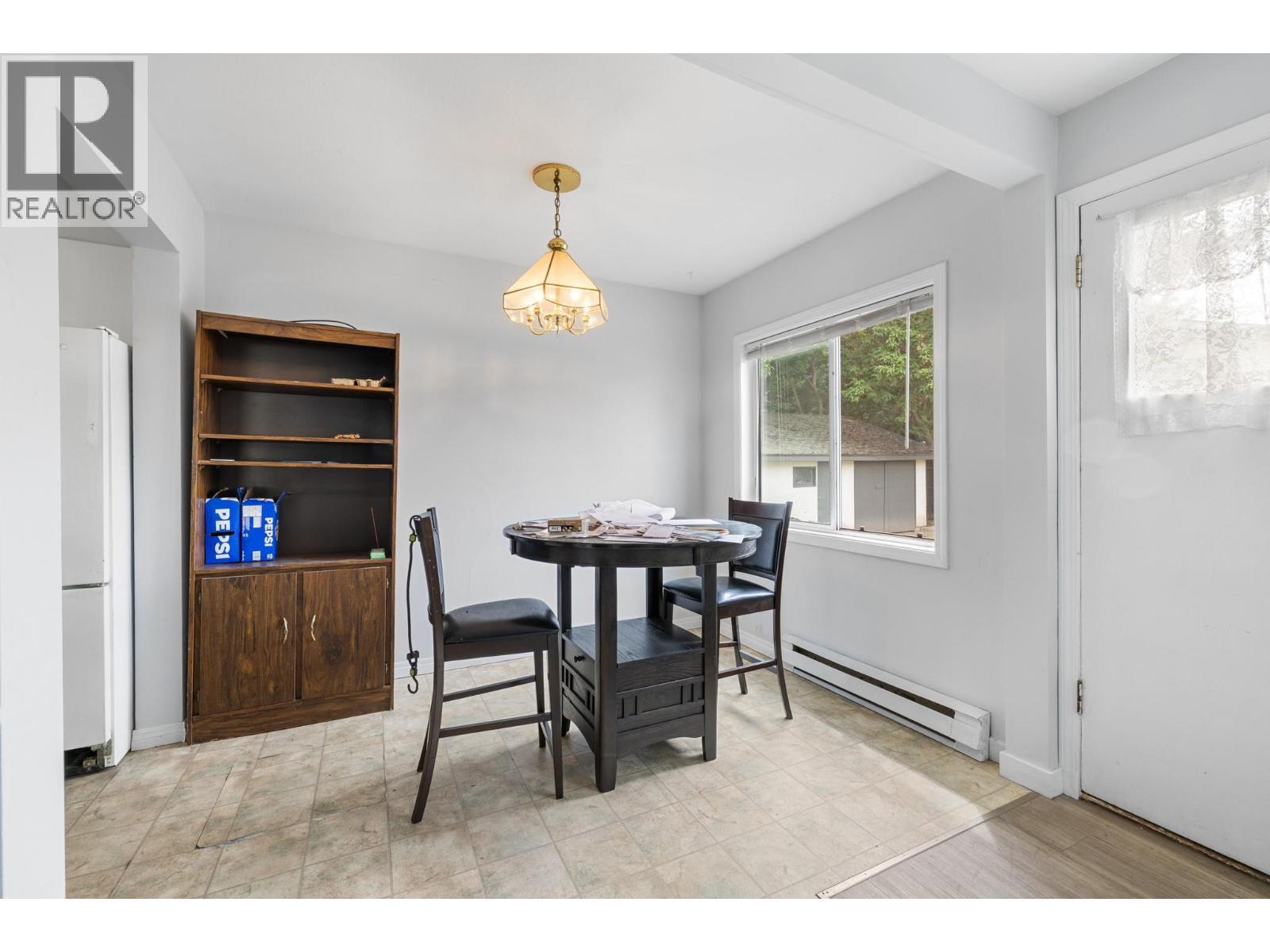 1125 High Road
