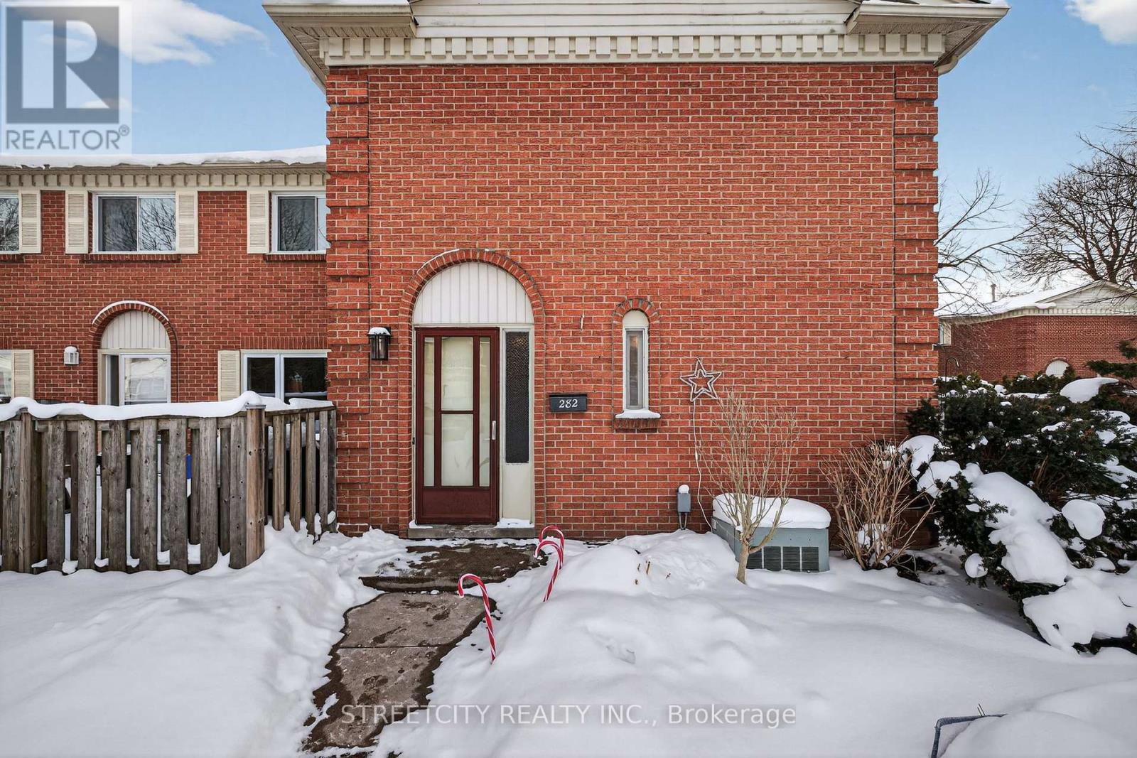 282 HOMESTEAD CRESCENT