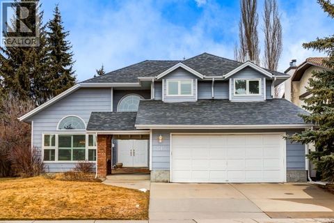 51 Woodacres Crescent SW Calgary AB T2W4V5