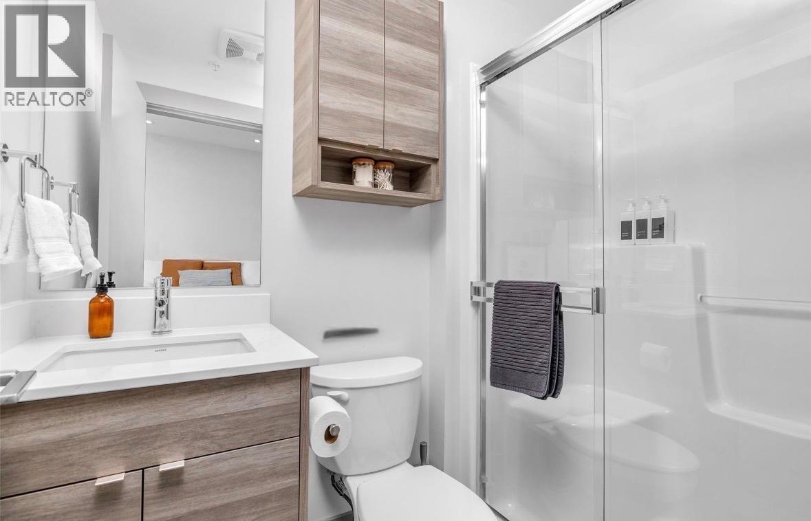 2555 Lakeshore Road Unit# 507