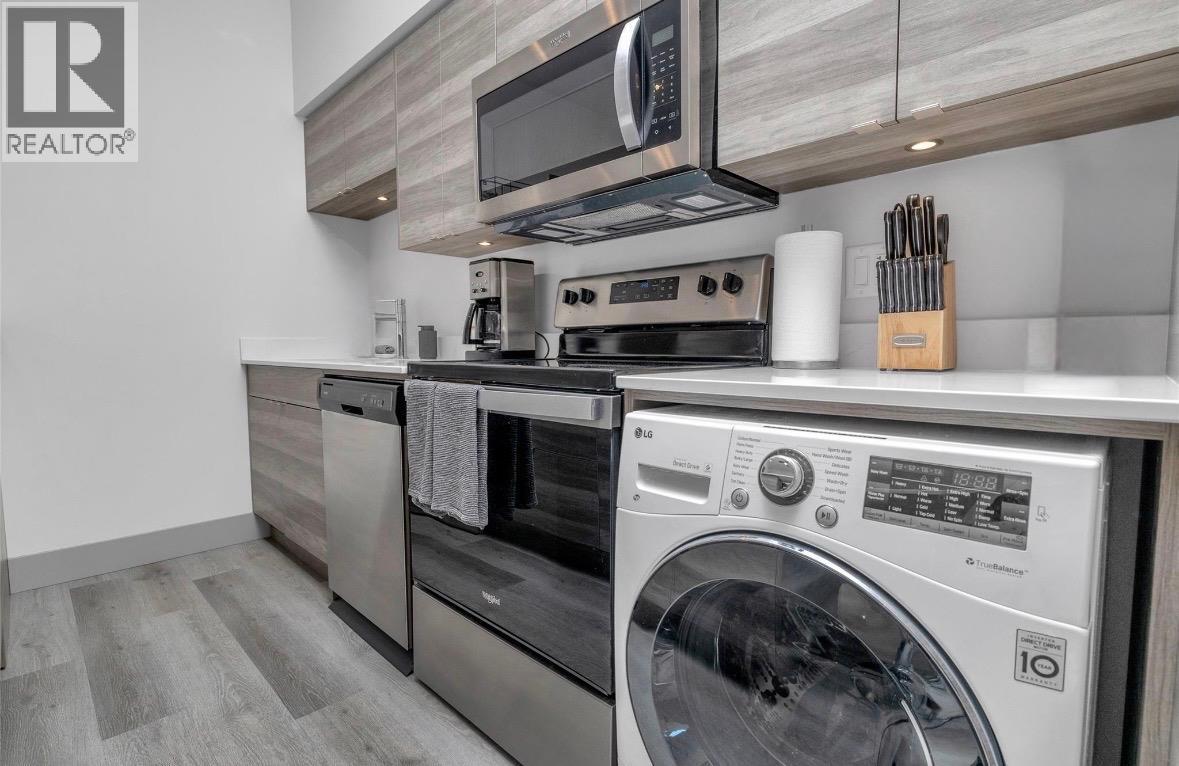 2555 Lakeshore Road Unit# 507