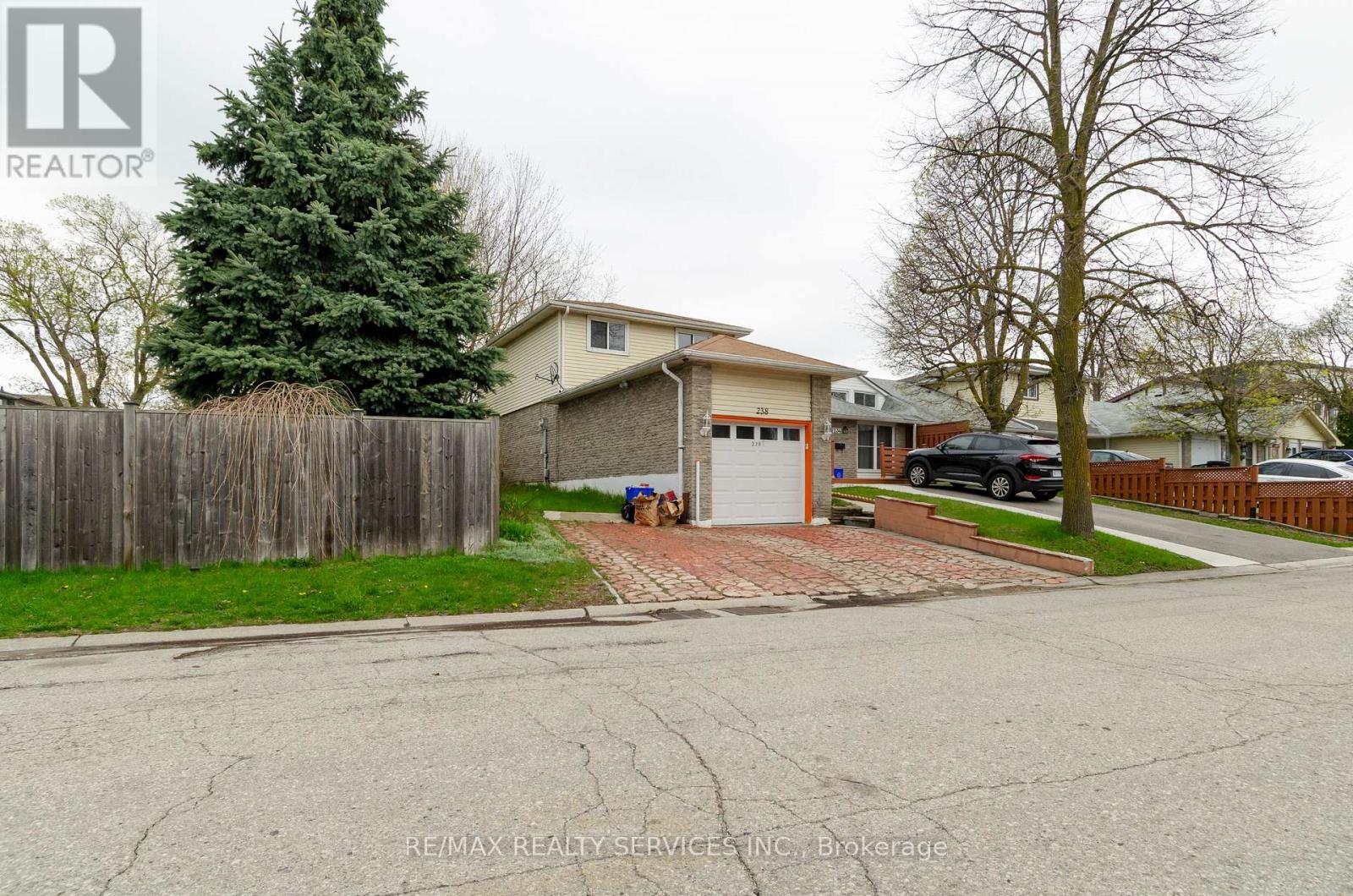 238 LINDEN DRIVE