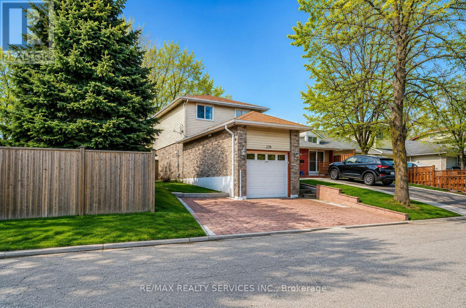 238 LINDEN DRIVE