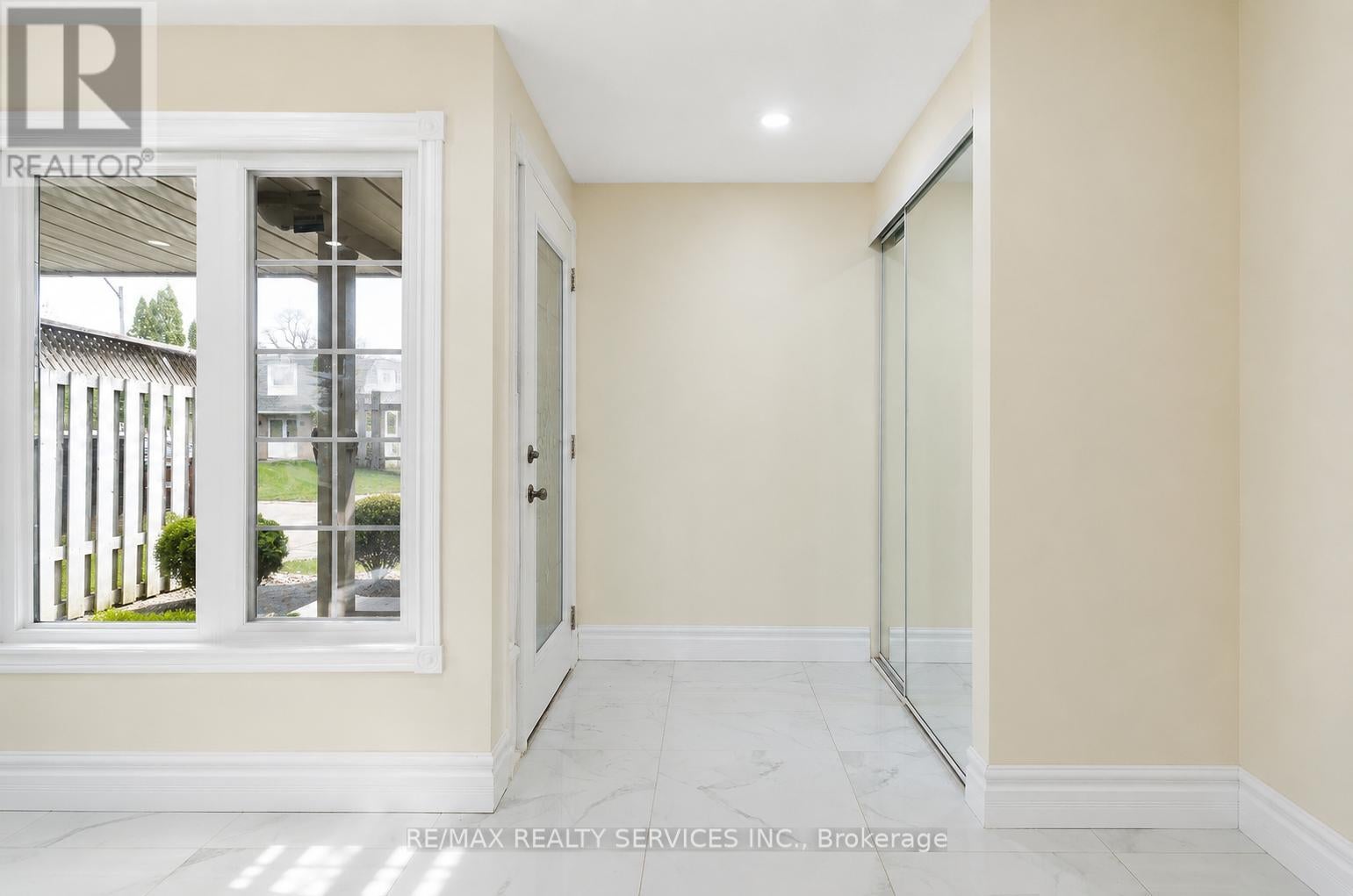 238 LINDEN DRIVE