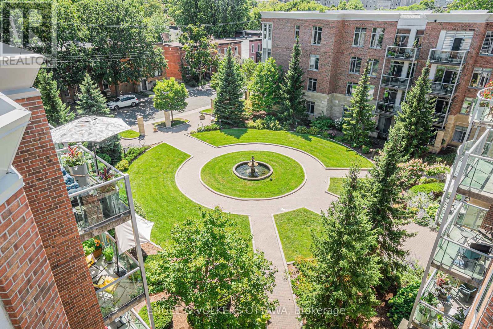 313 - 205 BOLTON STREET