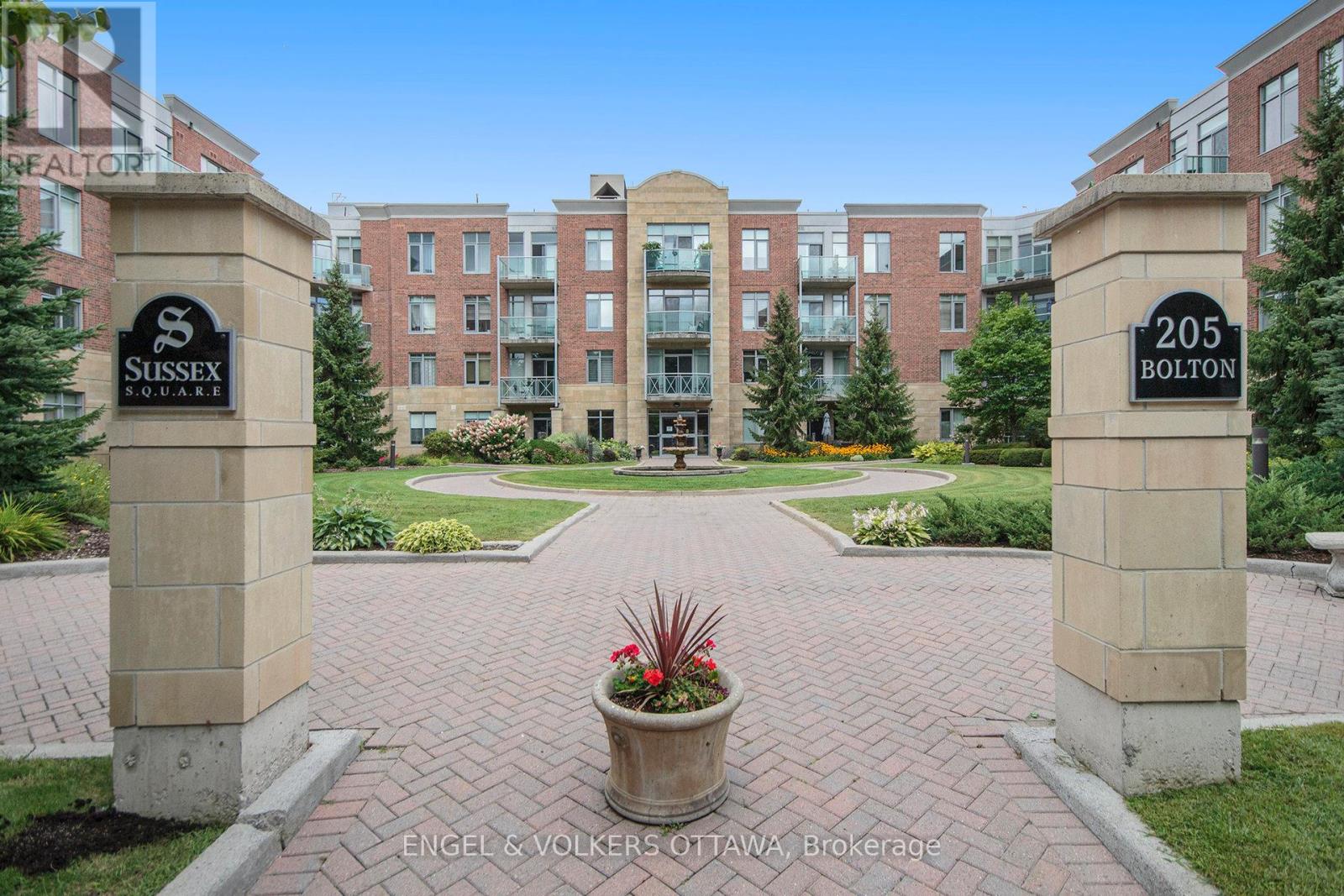 313 - 205 BOLTON STREET