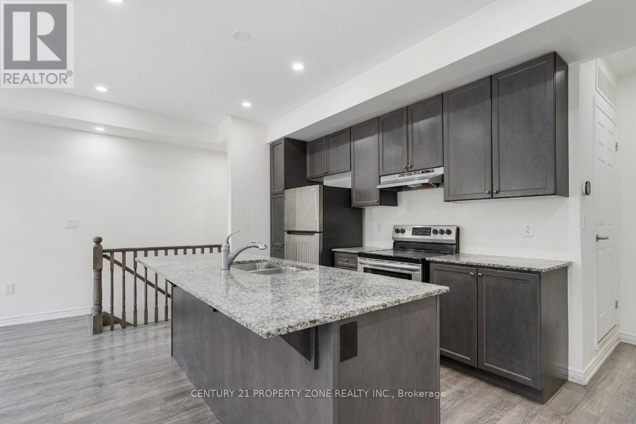 4 - 250 LAGERFELD DRIVE