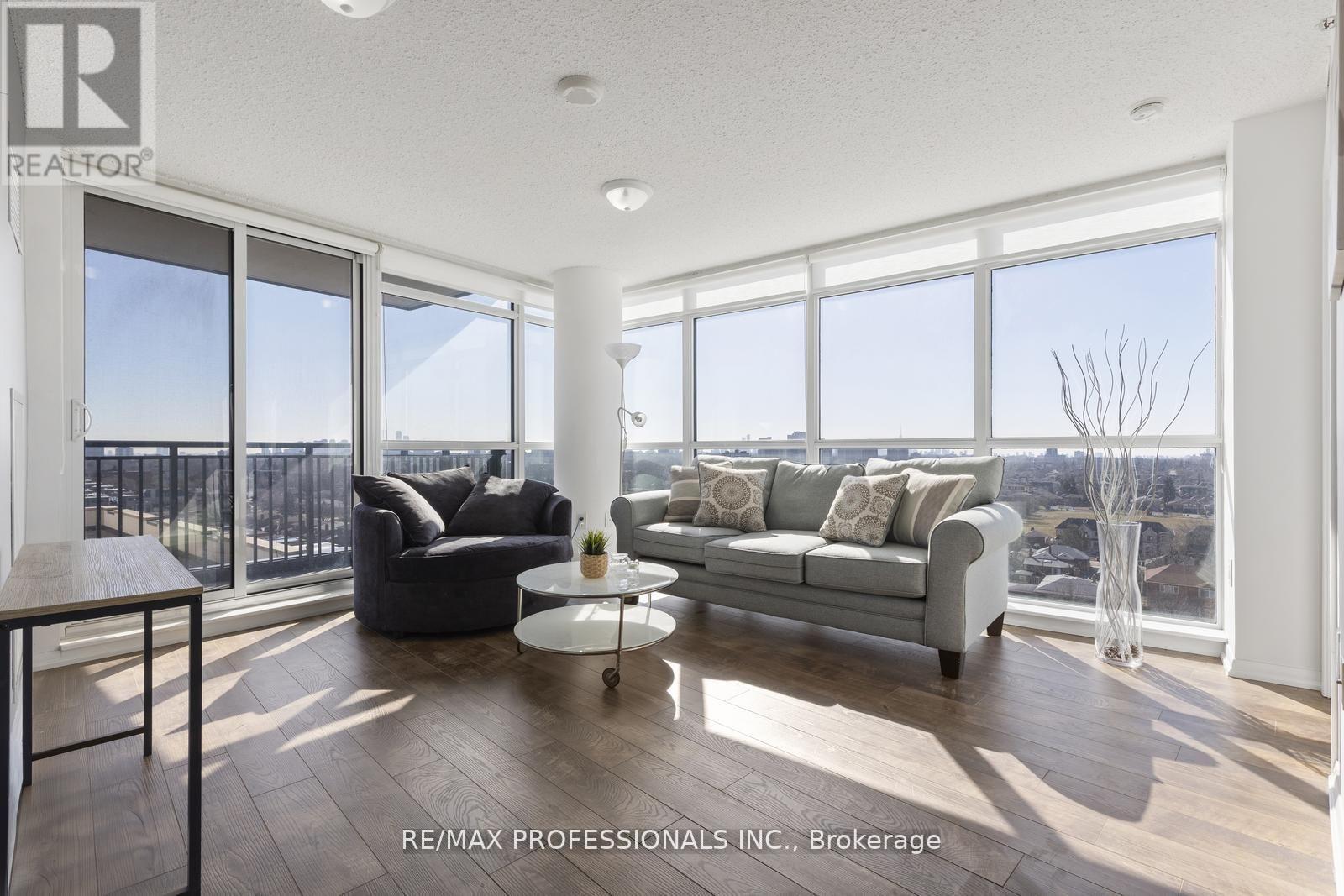 1014 - 800 LAWRENCE AVENUE W