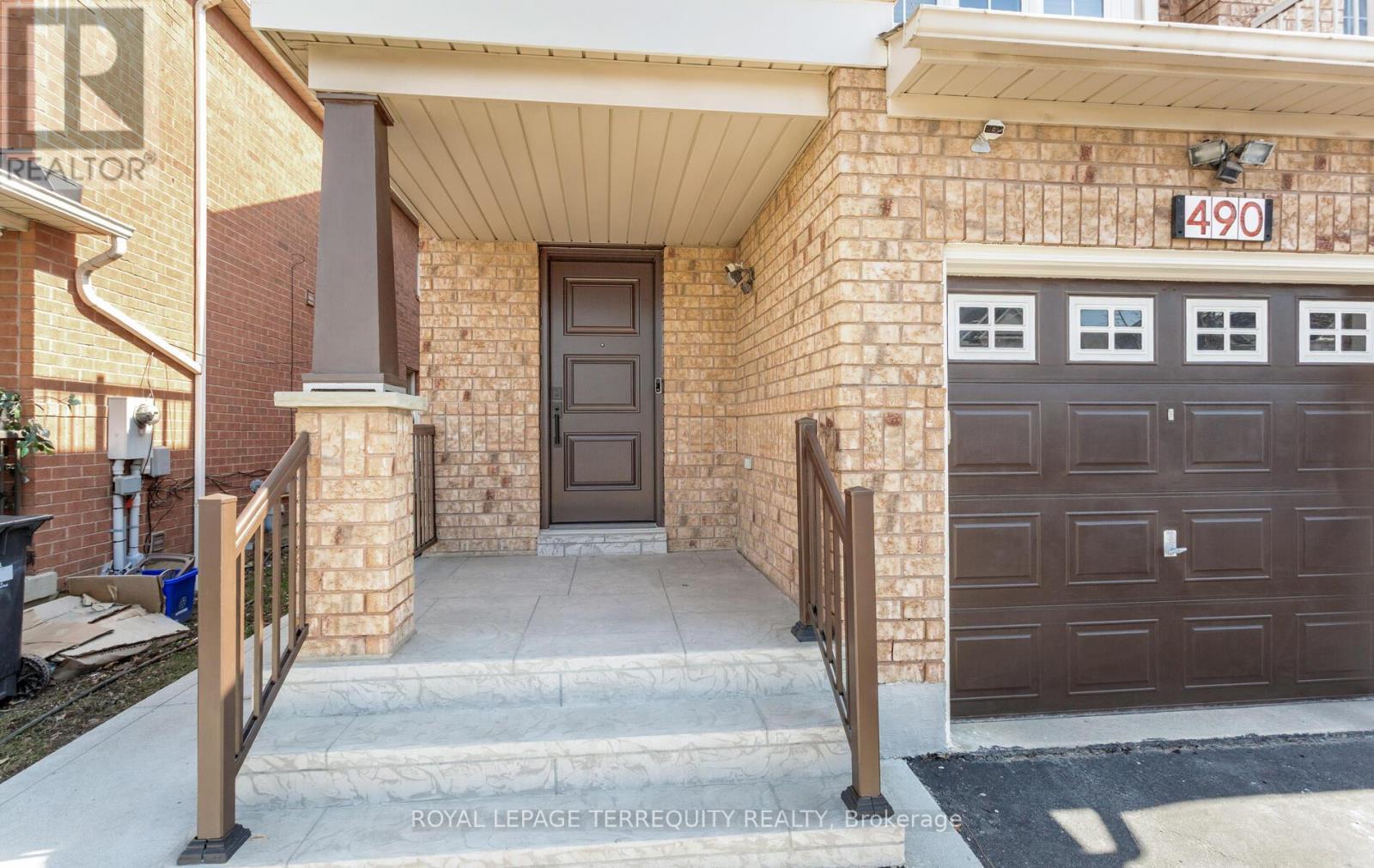 490 ORANGE WALK CRESCENT