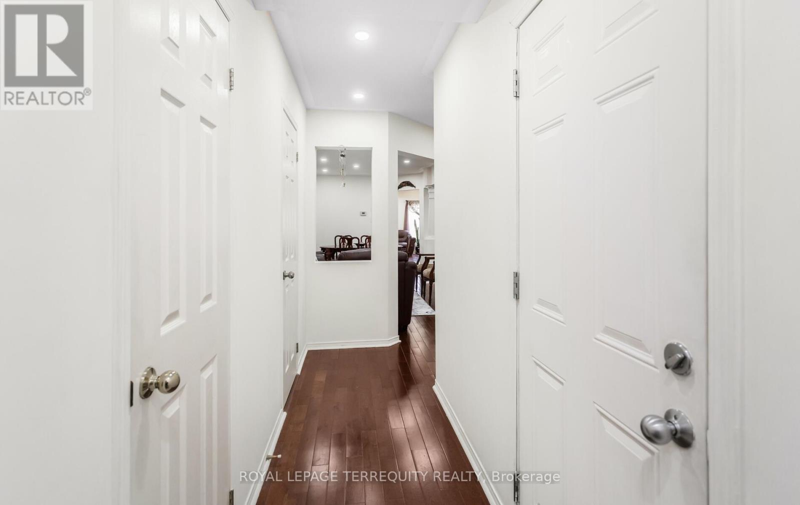 490 ORANGE WALK CRESCENT