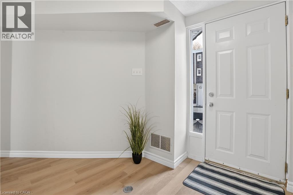 60 ELMSDALE Drive Unit# 66