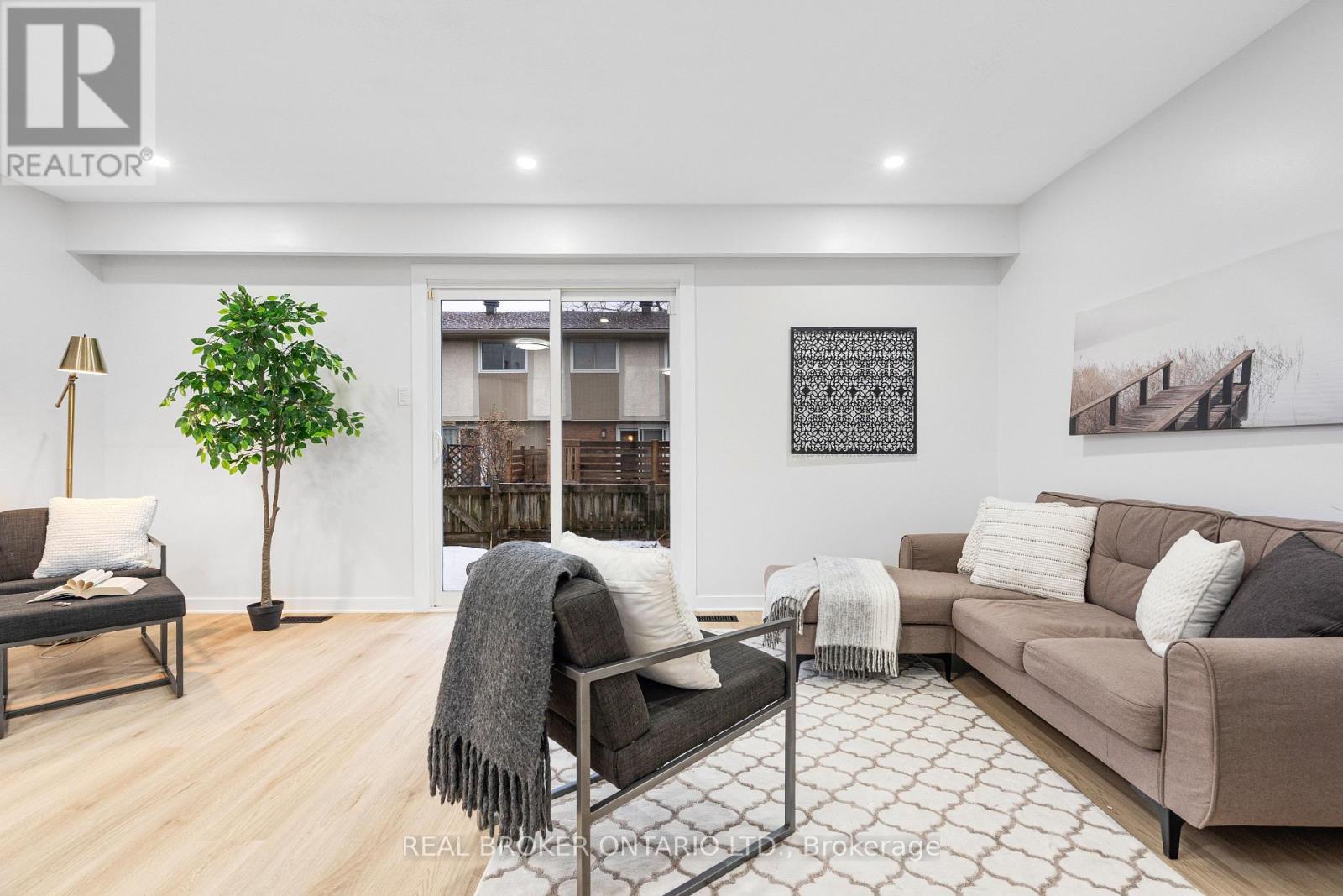 C - 477 MOODIE DRIVE