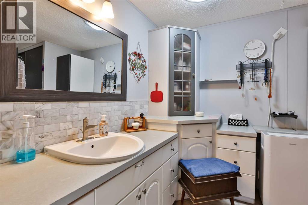 319 Cottonwood Bay