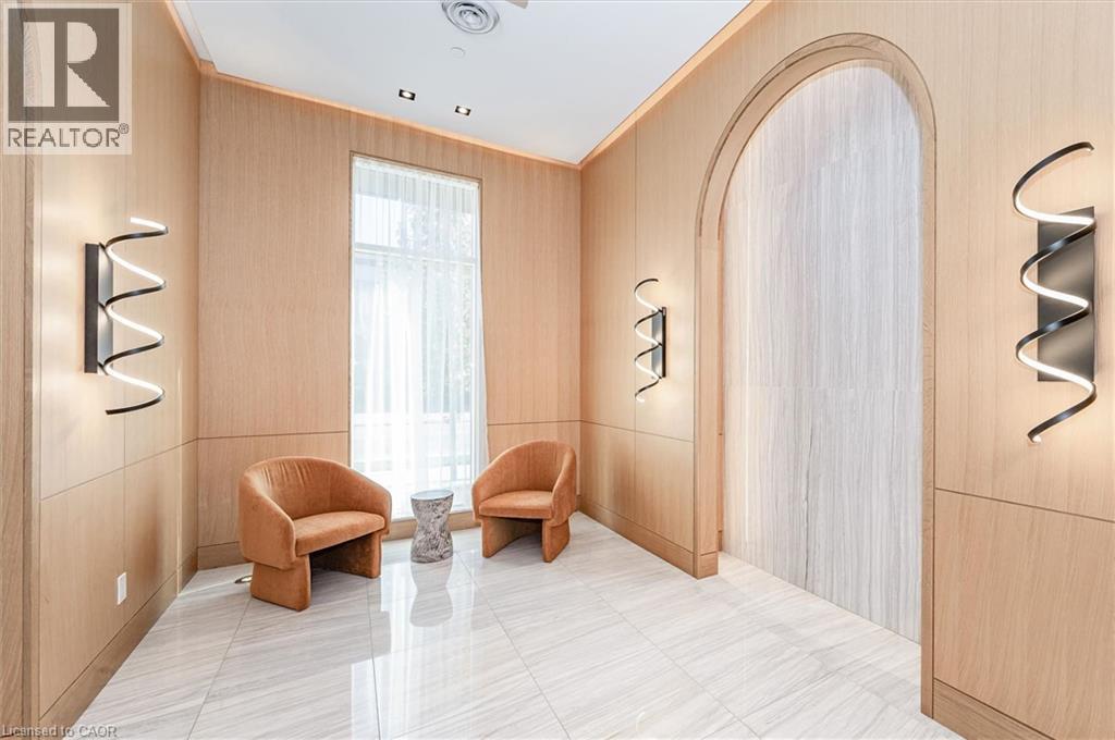 1441 ELGIN Street Unit# 101