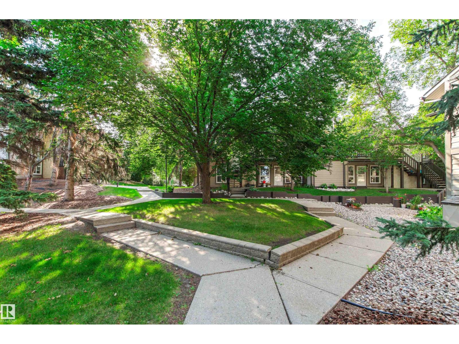 #115 70 WOODLANDS RD