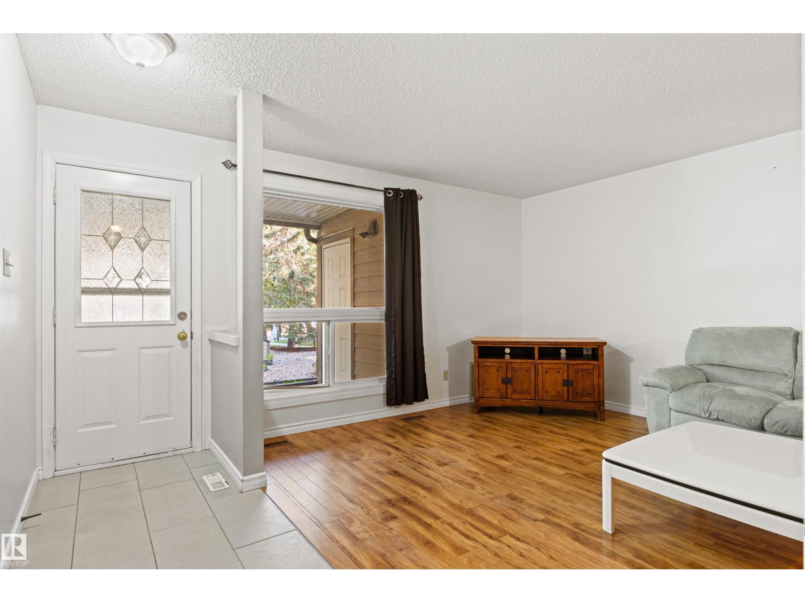 #115 70 WOODLANDS RD