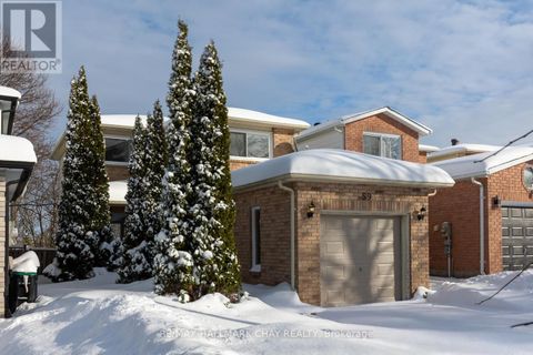 59 GARDEN DRIVE Barrie (Allandale Heights) ON L4N5T8