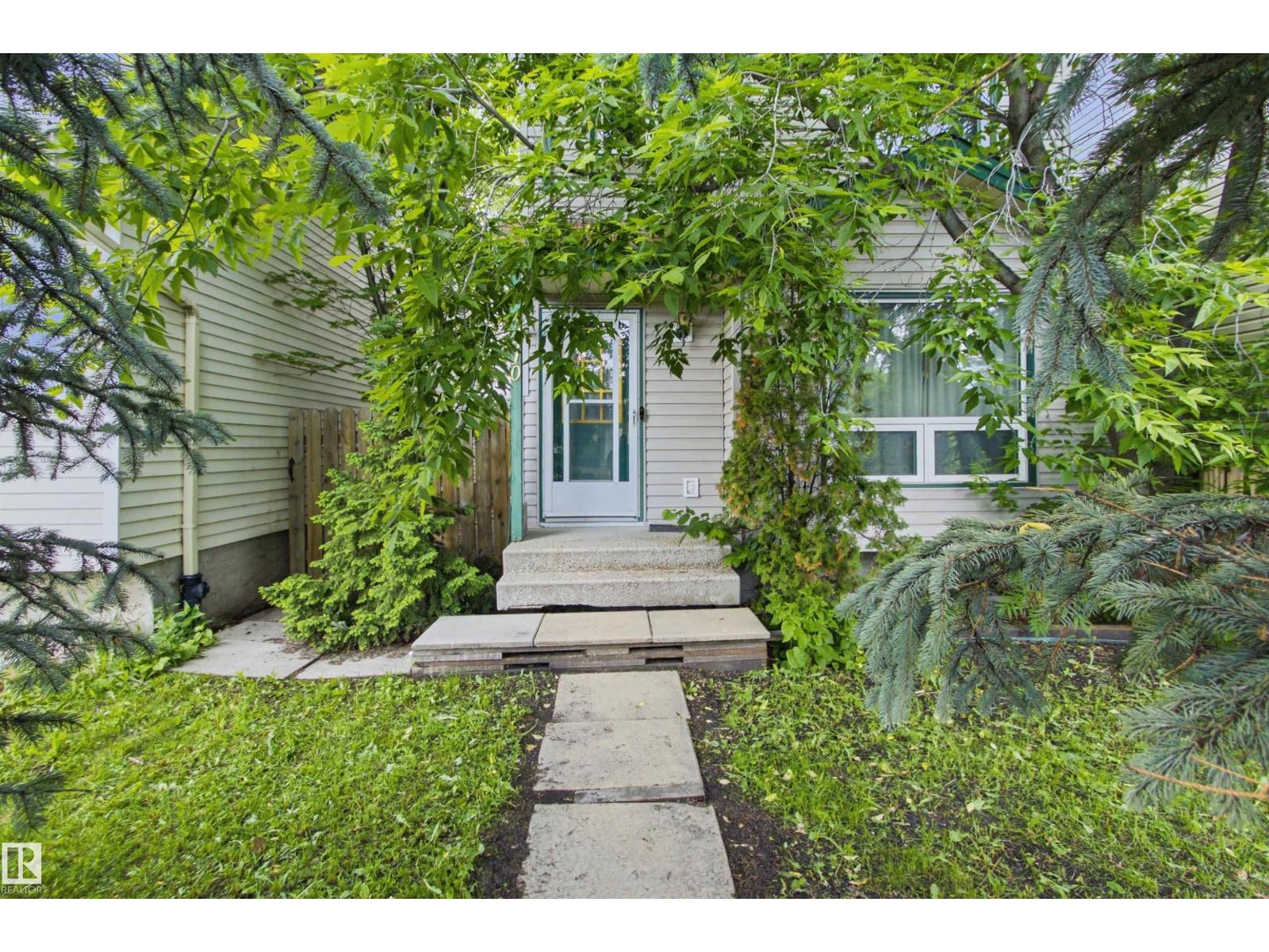 3310 48 ST NW