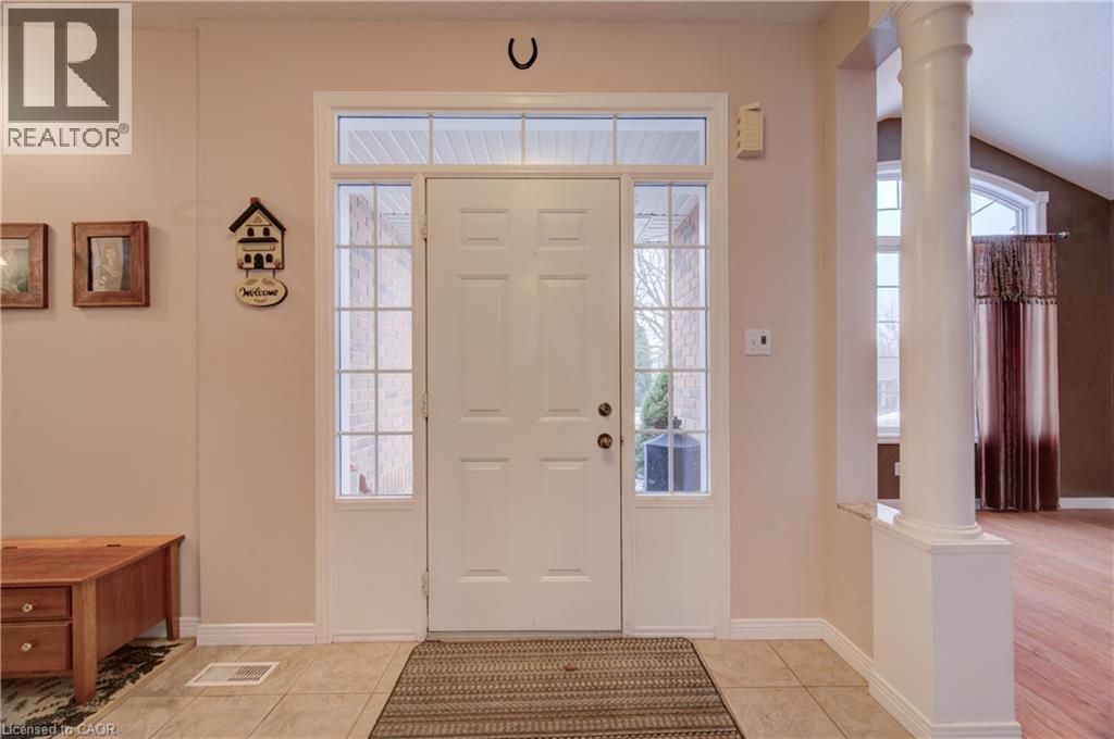 11 CAROLINIAN Lane