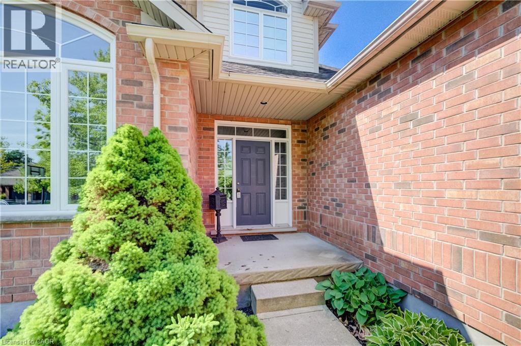 11 CAROLINIAN Lane
