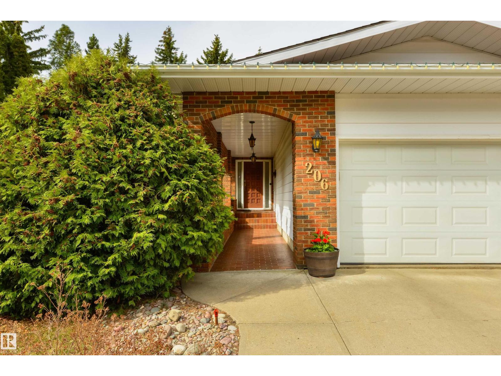 206 WOLF WILLOW CR NW