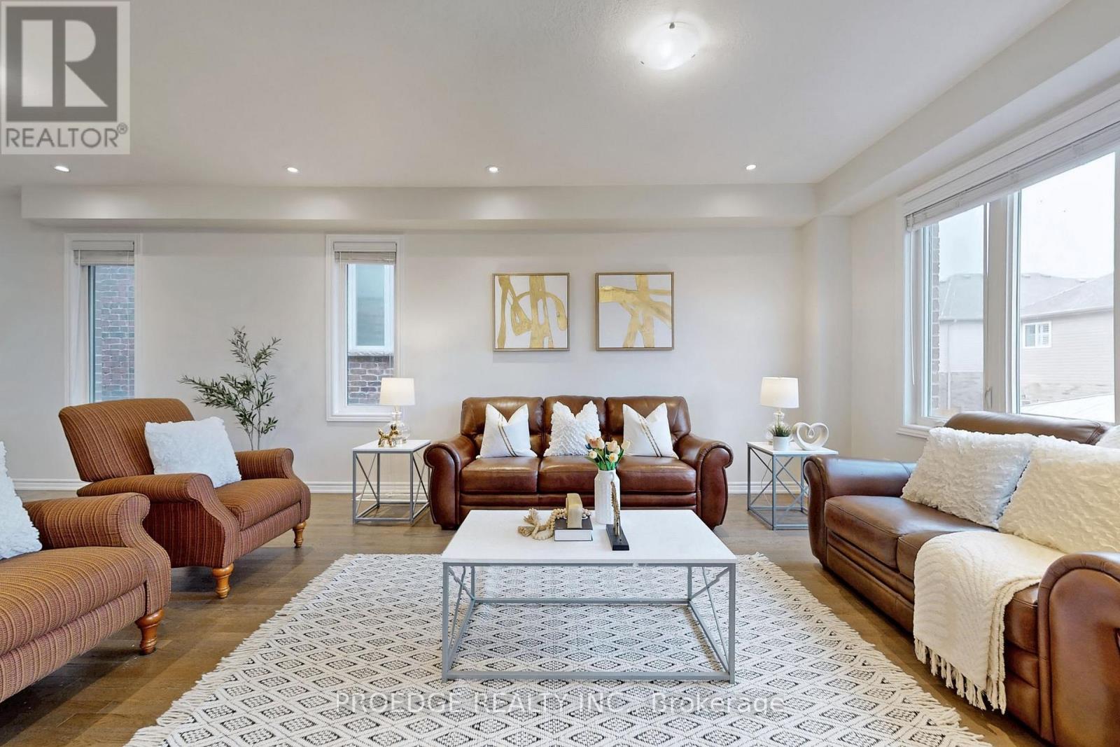 361 BEECHDROPS DRIVE