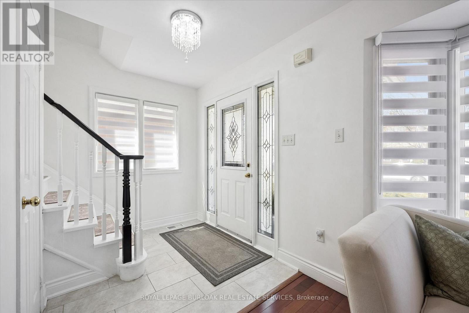 5147 RAVINE CRESCENT